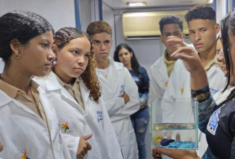 Fundacite Sucre estimula la curiosidad en los jóvenes con Ruta Científica Marina