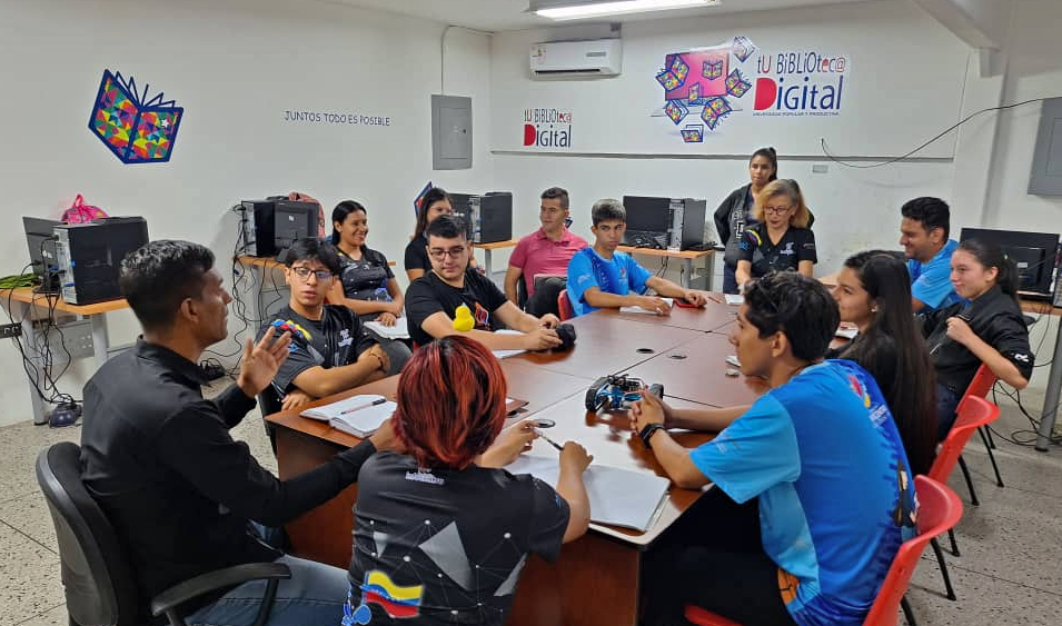 Infocentro Táchira debatió las 7 líneas de Transformación haciendo énfasis en la Línea 2