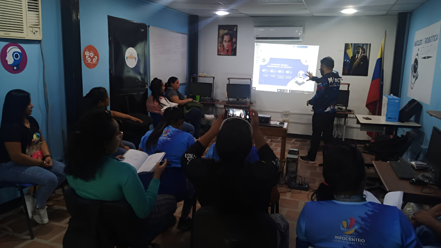 Infocentro Barinas impulsa Robótica Educativa y la herramienta virtual Tinkercad