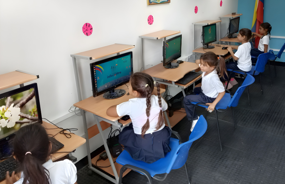 Infocentro San Isidro de la Concha genera procesos formativos en el buen uso de las TIC