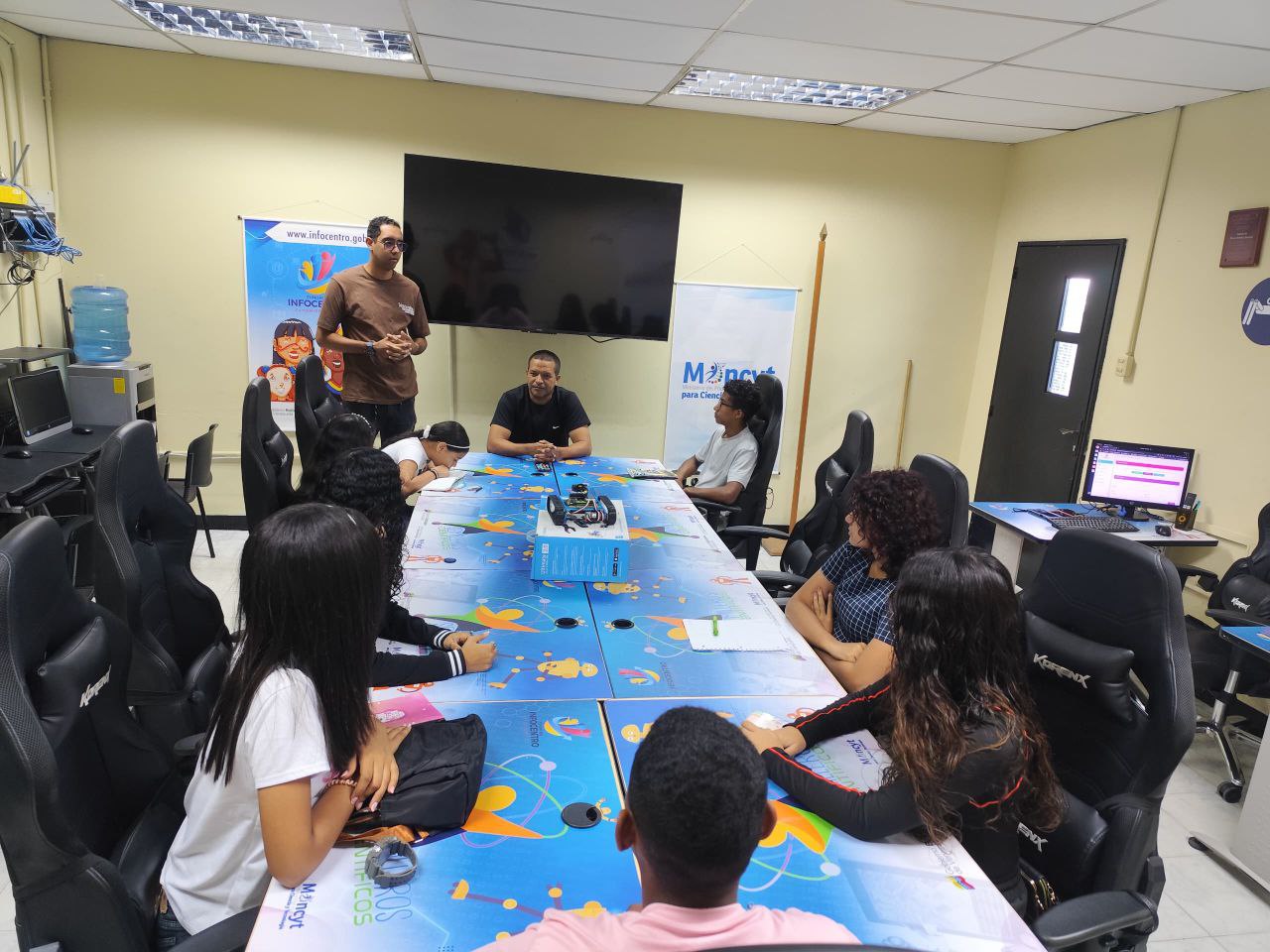 En Yaracuy las Brigadas de Robótica y Comunicacional del Núcleo Cañaveral inicia planificación de actividades 2025
