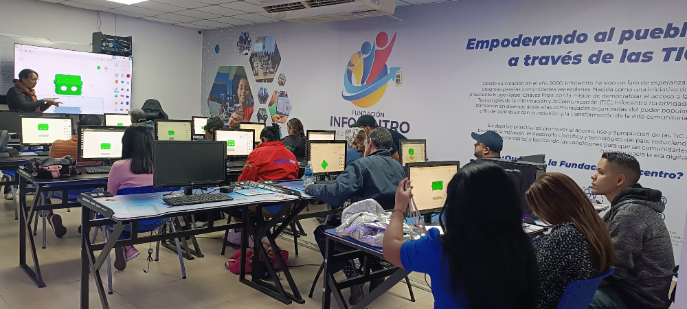 Taller de Formación en Robótica a Maestros de Fundabit y Cebit: Impulsando la Innovación Educativa