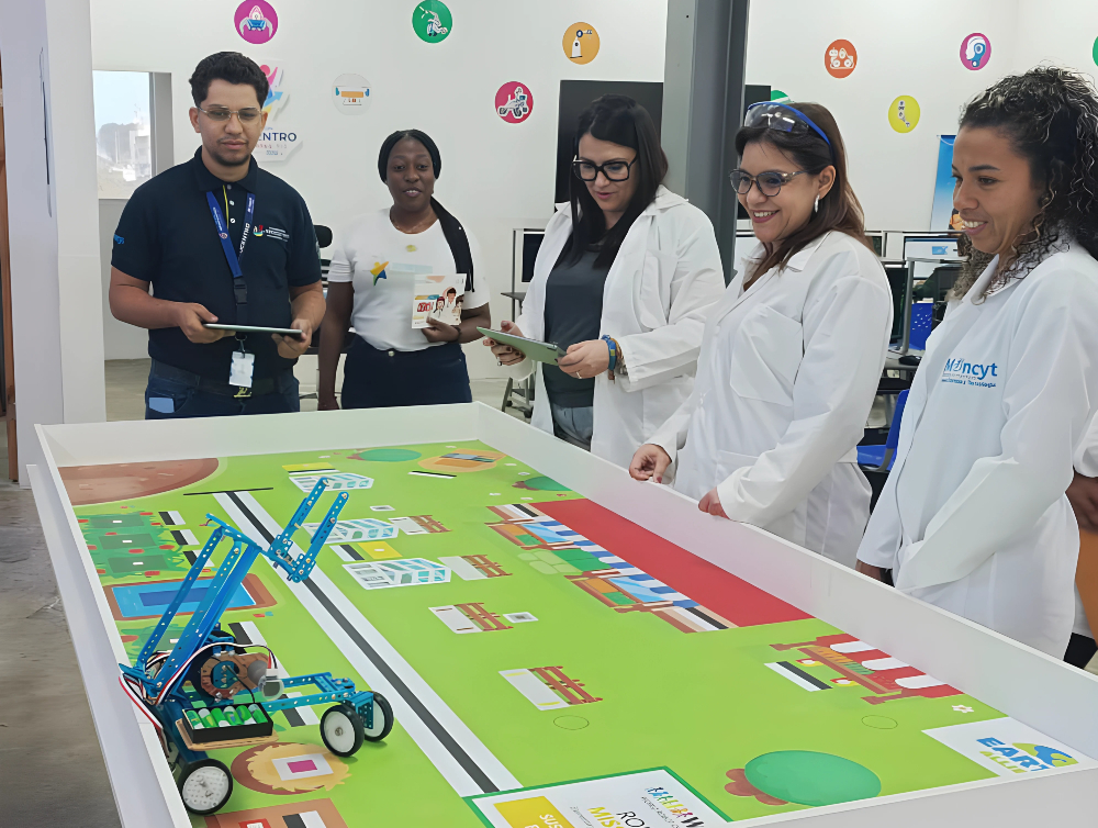 Un recorrido por la innovación educativa dio la Viceministra Danmarys Hernández