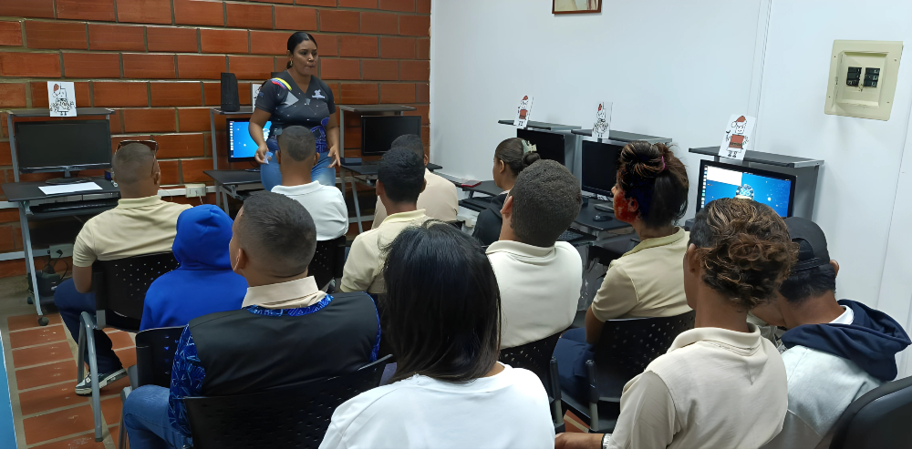 Infocentro Buenaventura impulsa Taller de Prevención de Retos Virales