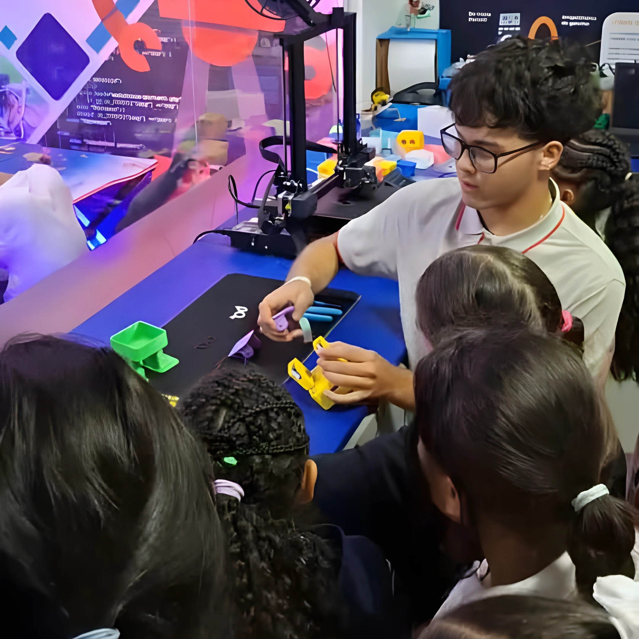 Infocentro impulsa la robótica educativa con el proyecto Otto en el Mega Núcleo Dr. Humberto Fernández Morán