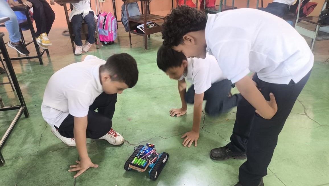 Araure Se Consolida Robótica Educativa