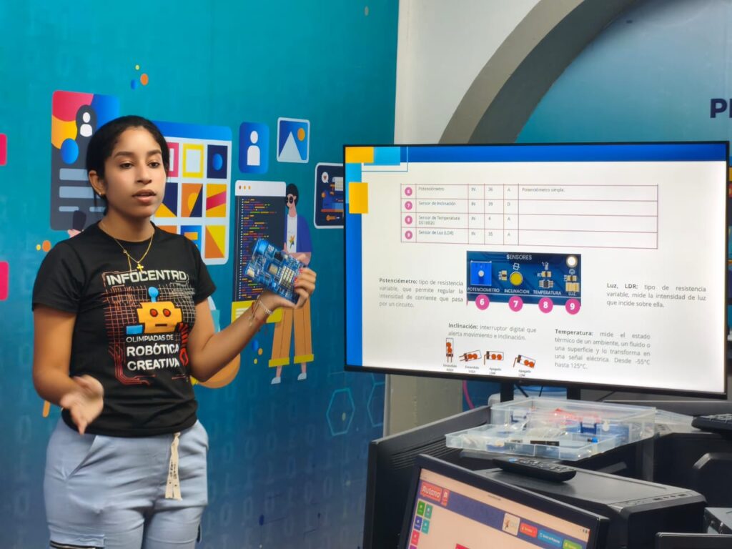 Facilitadores de Infocentro Anzoátegui se capacitan en «Pequeños Ingenieros»