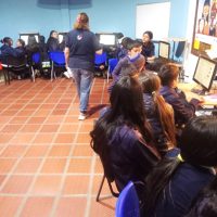 Estudiantes de la Escuela “Graciela Parra” de La Toma reciben formación en el uso responsable de las redes sociales a través de Infocentro