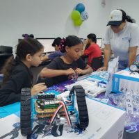 Recién inaugurado Infocentro Montesano Victorioso capacita a niños en robótica, ofimática y prevención del ciberacoso
